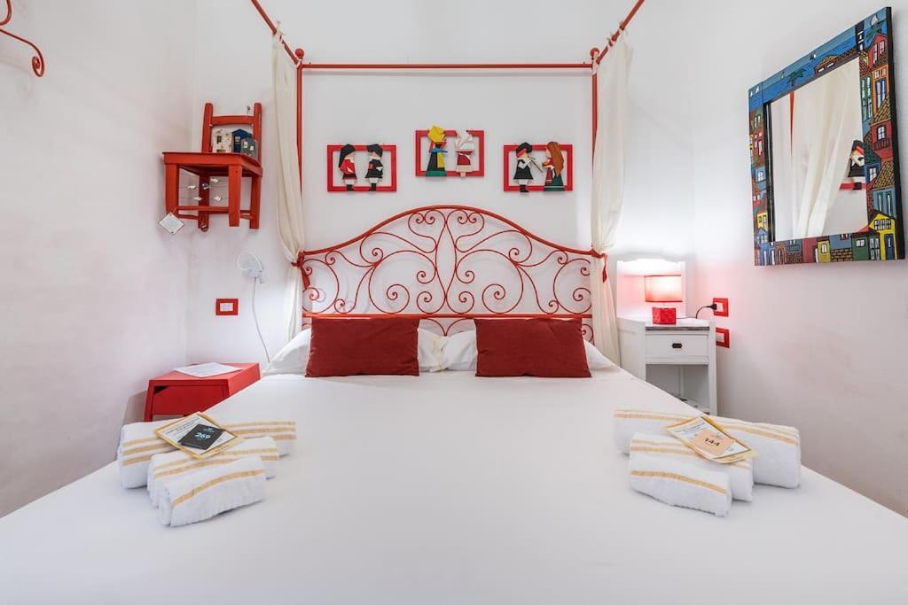 Apartament Charming House Con Doccia Sensoriale E Cortile Interno - Centro Storico Cagliari Zewnętrze zdjęcie