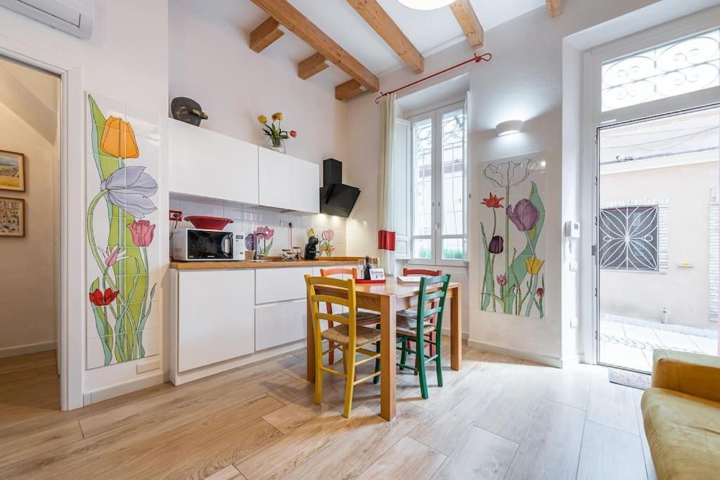 Apartament Charming House Con Doccia Sensoriale E Cortile Interno - Centro Storico Cagliari Zewnętrze zdjęcie
