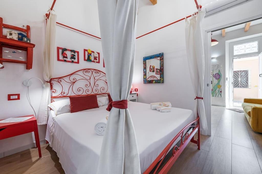 Apartament Charming House Con Doccia Sensoriale E Cortile Interno - Centro Storico Cagliari Zewnętrze zdjęcie