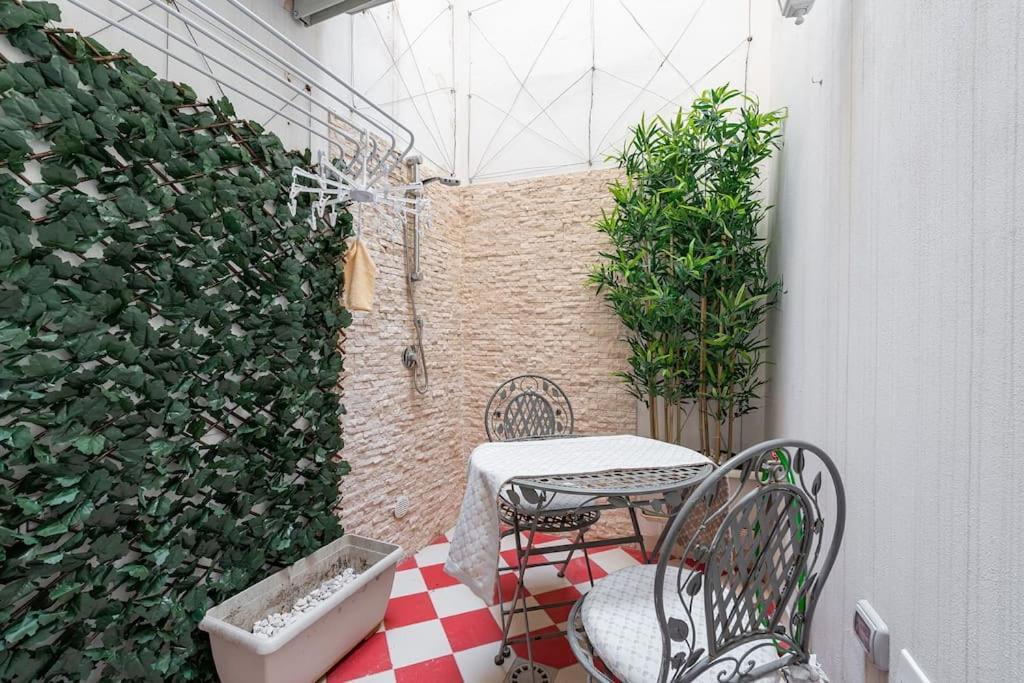 Apartament Charming House Con Doccia Sensoriale E Cortile Interno - Centro Storico Cagliari Zewnętrze zdjęcie